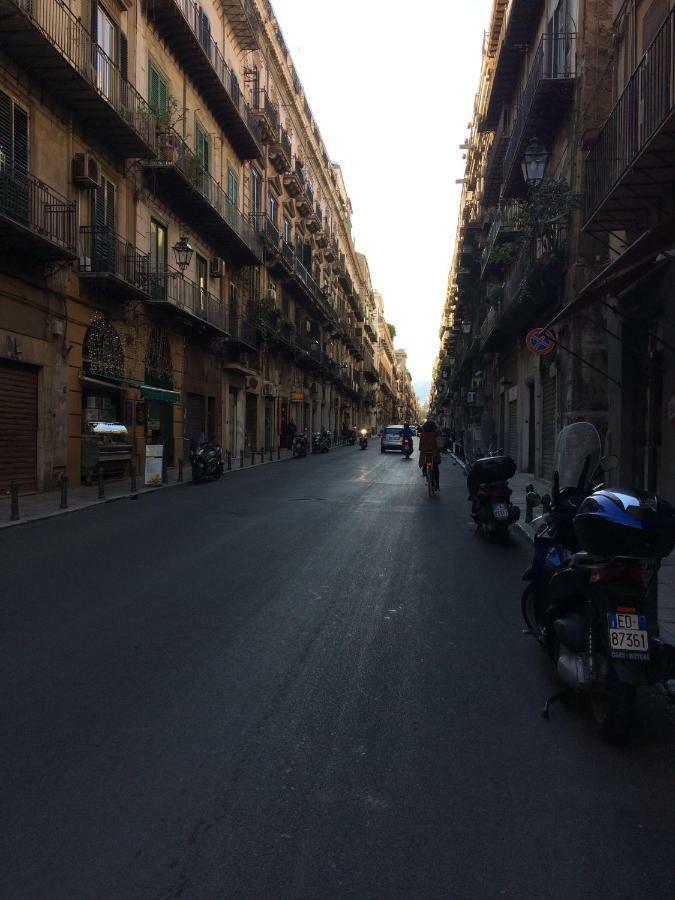 Corsovittorio111 Leilighet Palermo Eksteriør bilde
